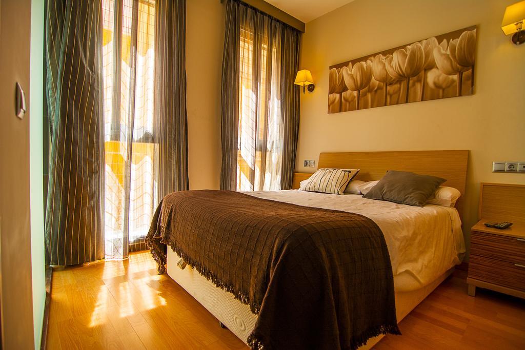 Dream Suites & Apartaments Алмерия Екстериор снимка